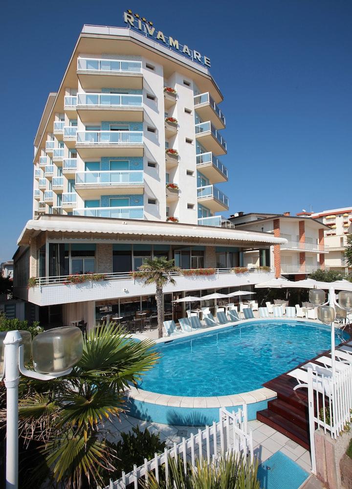 Hotel Rivamare Lido di Jesolo Esterno foto