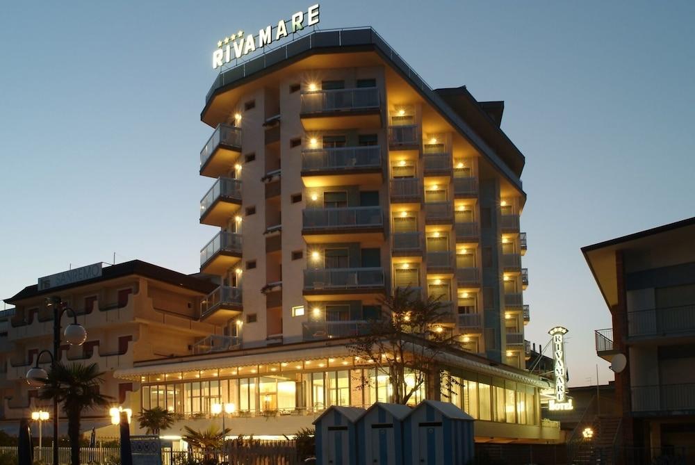 Hotel Rivamare Lido di Jesolo Esterno foto
