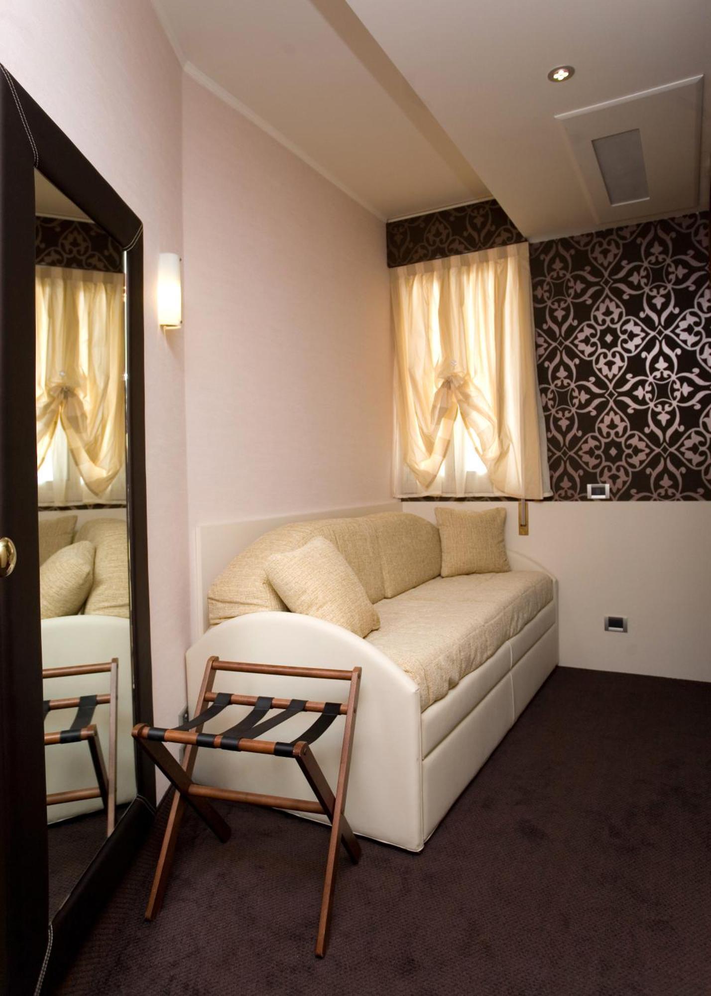 Hotel Rivamare Lido di Jesolo Esterno foto