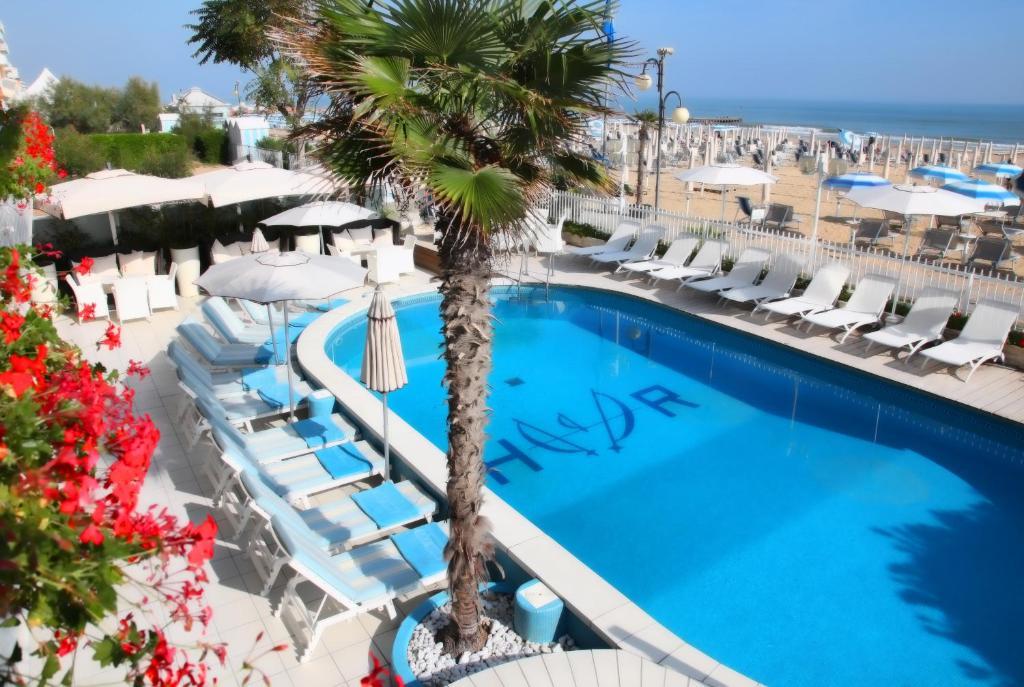 Hotel Rivamare Lido di Jesolo Esterno foto